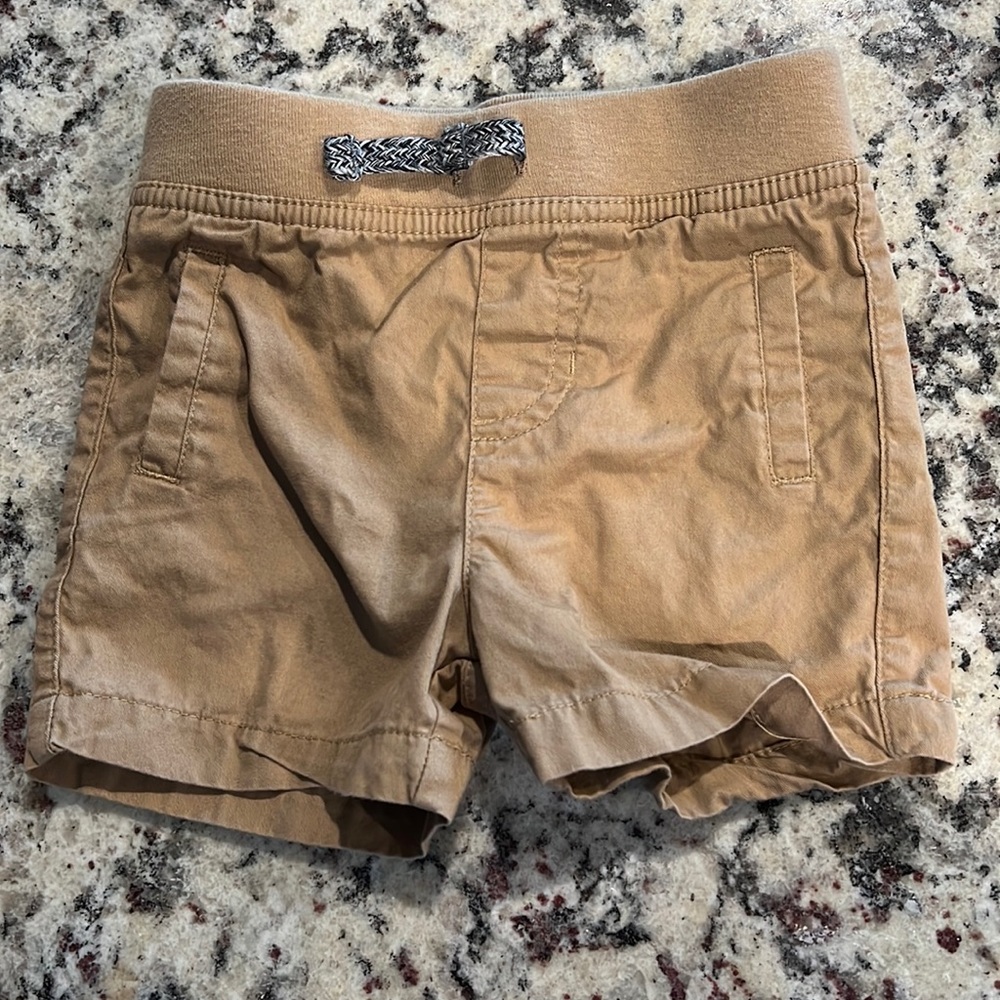 Cat and Jack shorts size 12m